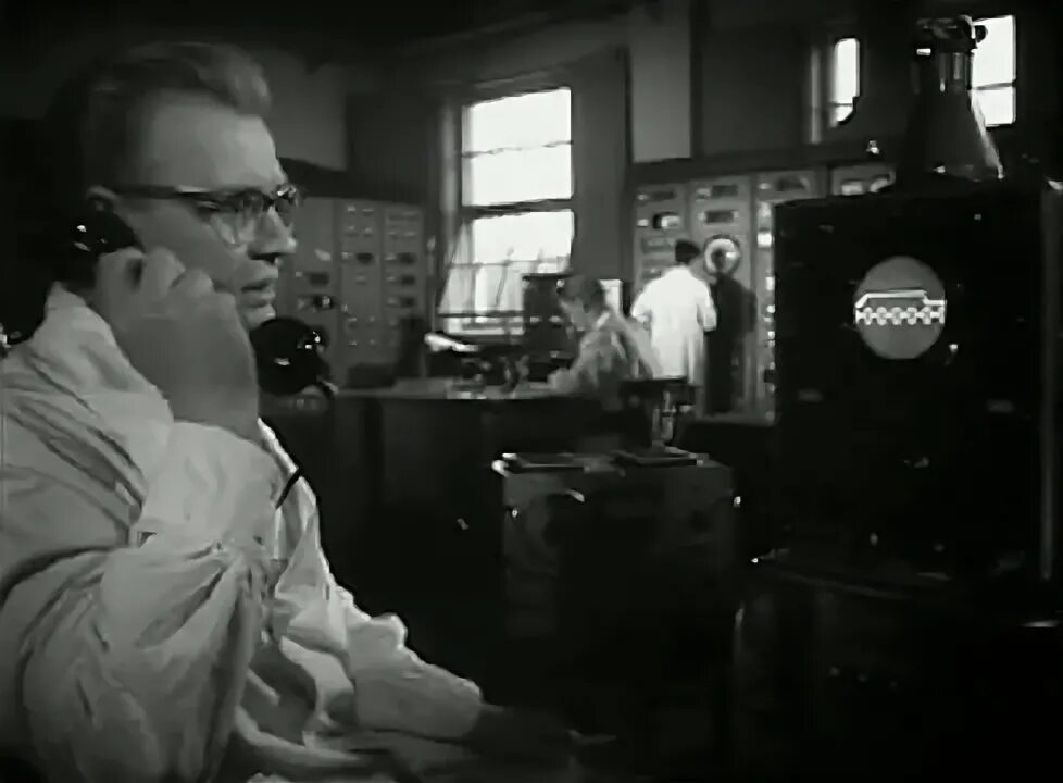 Все остается людям 1963. Все остаётся людям спектакль 1963. наука и человечество. 1963 фото. игорь озеров все остается людям.