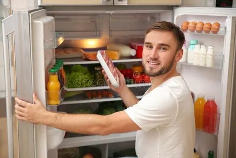 Положила мясо в холодильнике
