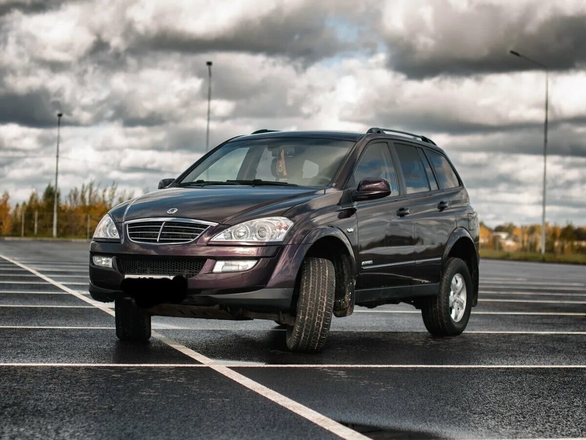 Саньенг кайрон дизель механика. SSANGYONG Kyron. Саньенг Кайрон внедорожник. SSANGYONG Kyron 2. Санг енг Рекстон и Кайрон.