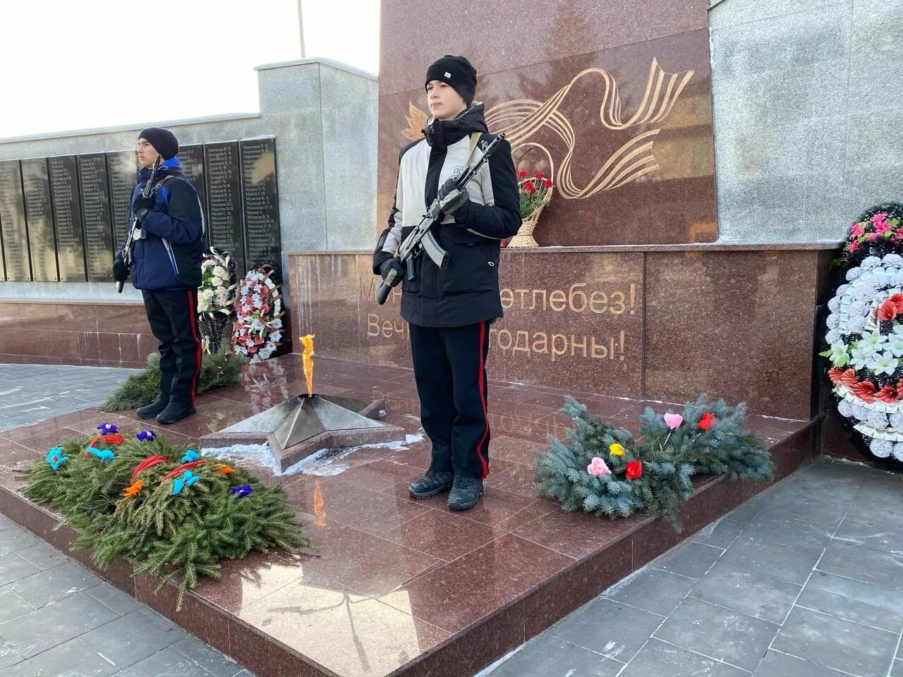 Муса мамадыш. Памятник павшим в мамадыше. Нижний таканыш мамадышский район мечеть. Муса мамадыш. Муса мамадыш.