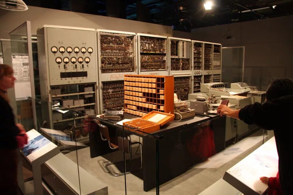 Automatic computer