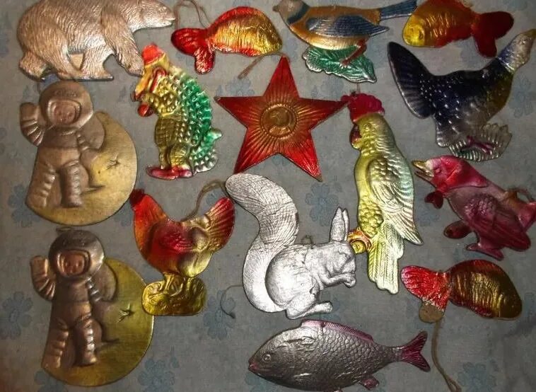 Елочный картонаж. Елочные игрушки картонаж ссср. старинные новогодние игрушки. советские новогодние игрушки. старинные советские игрушки.
