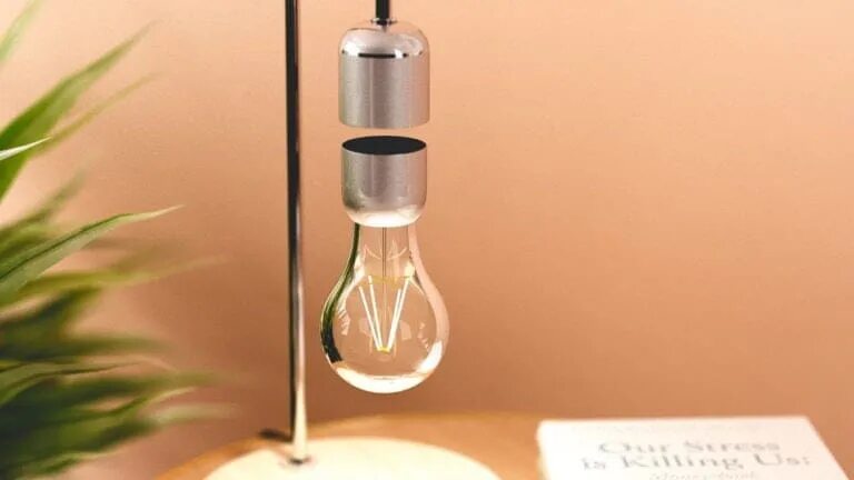 Svetadiod lampa малек. Lampa балансер. Лампа Pia pivs. Bulb for Automatic Burette.