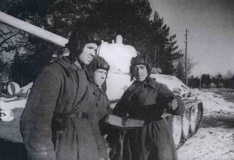 Лавриненко танкист герой советского Союза. Экипаж танка героя