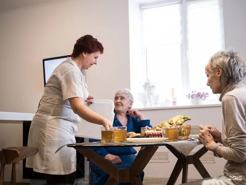 Деменция пансионаты pansionat help. Государственный дом престарелых. Пансионат для пожилых людей. Дом отдыха для пенсионеров. Израильский дом престарелых.