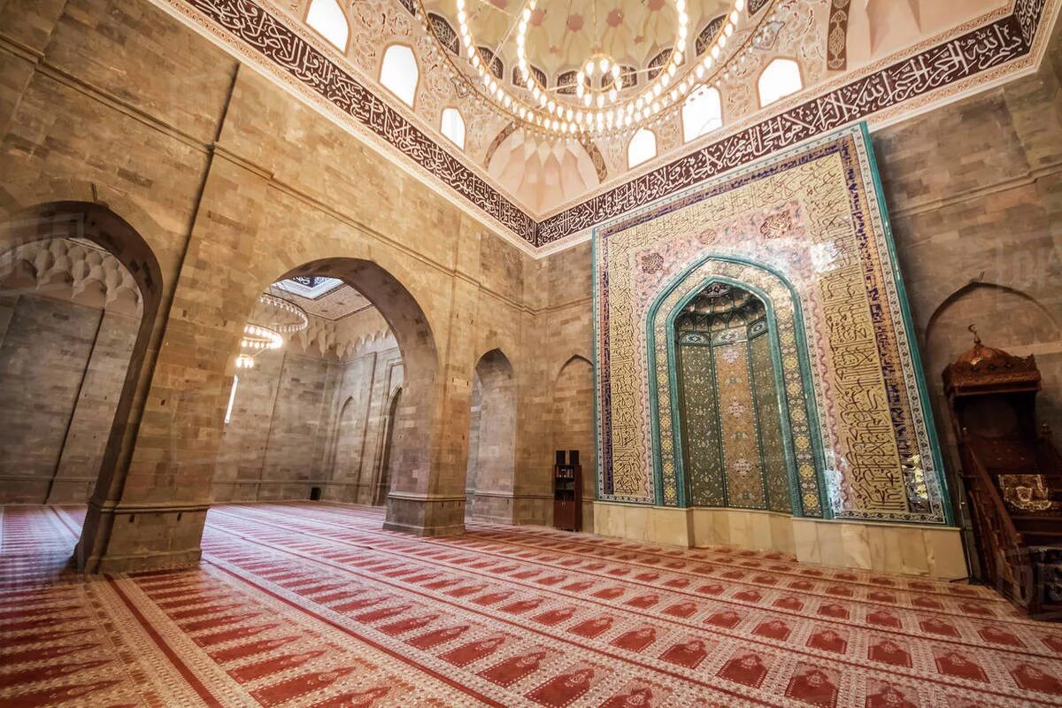 Mihrab ru. Джума мечеть в Шемахе. Михраб Исфахан. Голубая мечеть михраб Узбекистан. Арабская архитектура михраб.