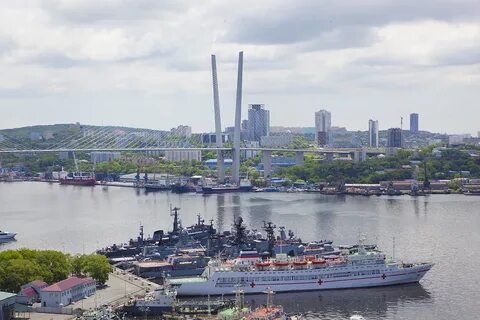 Владивосток 10 утра сколько в москве