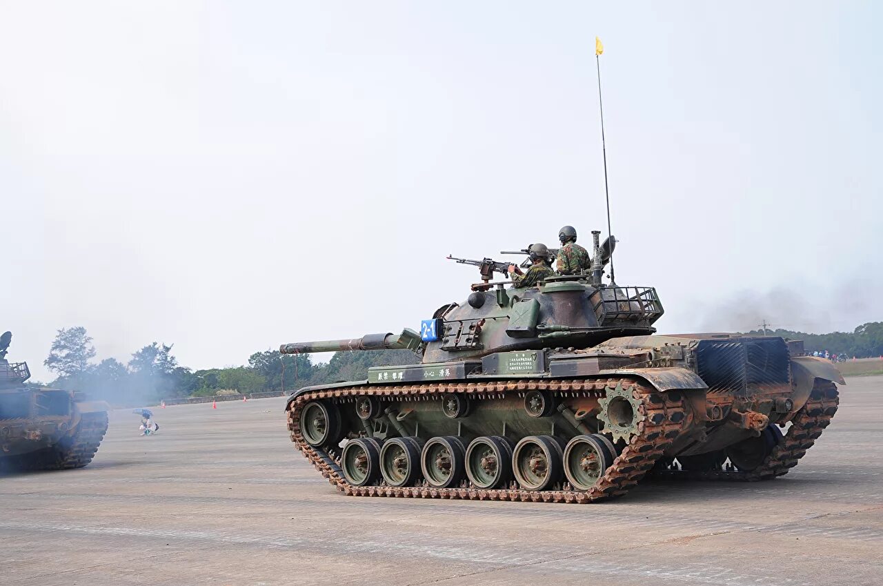 11 army. Боевые full size. Танк т-100-140 модель. Армия россии. См 11 танк тайваня.