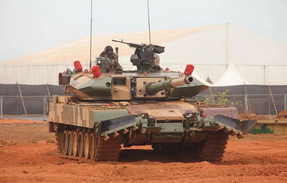 Арджун танк. Танк Индии Арджун. Arjun mk2 танк. «Арджун» MK-1a. Индийский танк Arjun MK 2.