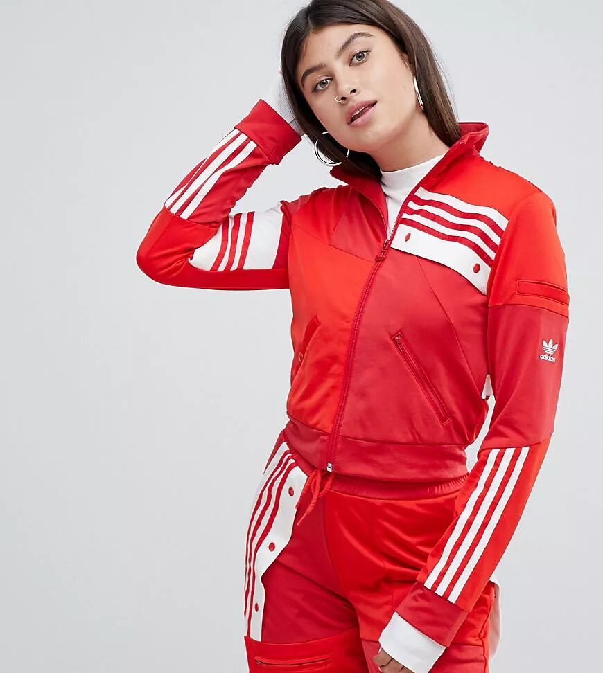 Тонкий спортивный костюм. Adidas Danielle Cathari. Adidas Originals Danielle Cathari. Adidas Originals x Danielle Cathari. Спортивный костюм adidas Danielle Cathari.