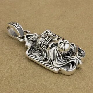 Мужские кулоны из серебра