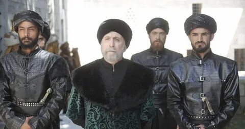 Кто играл тахмаспа в великолепном веке