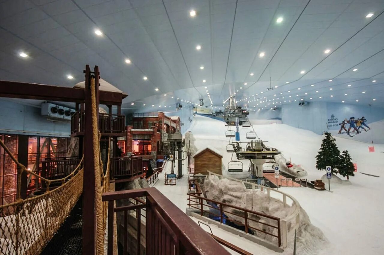 Дубай горнолыжный. Ski Dubai Дубай. Снежный парк Ski Dubai. Горнолыжный комплекс ски Дубай. Дубай Молл горнолыжка.