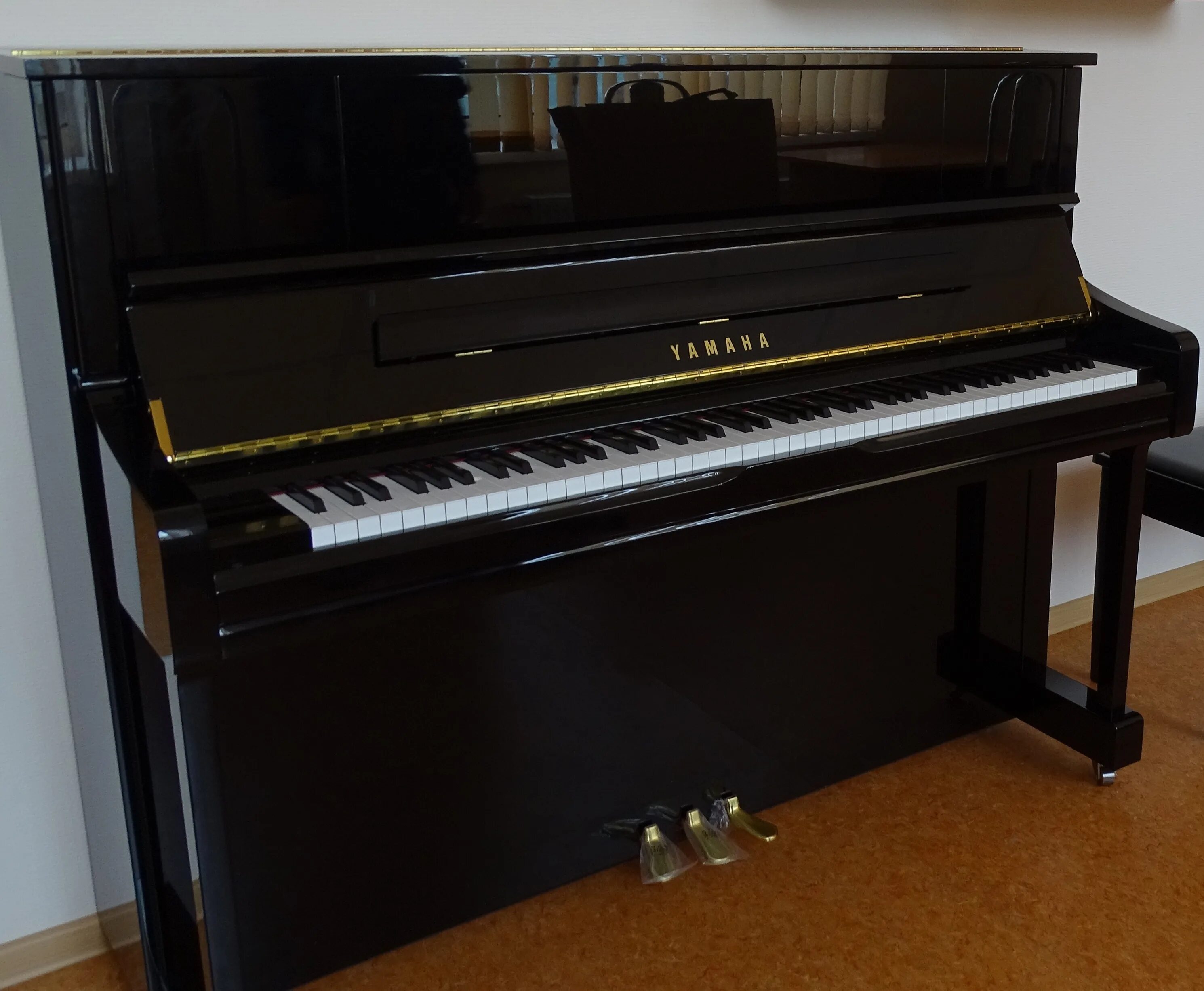 акустическое пианино irmler p122 e professional (орех сатинированный). рояль концертный bechstein. фирмы пианино. пианино фирмы. фирмы пианино.