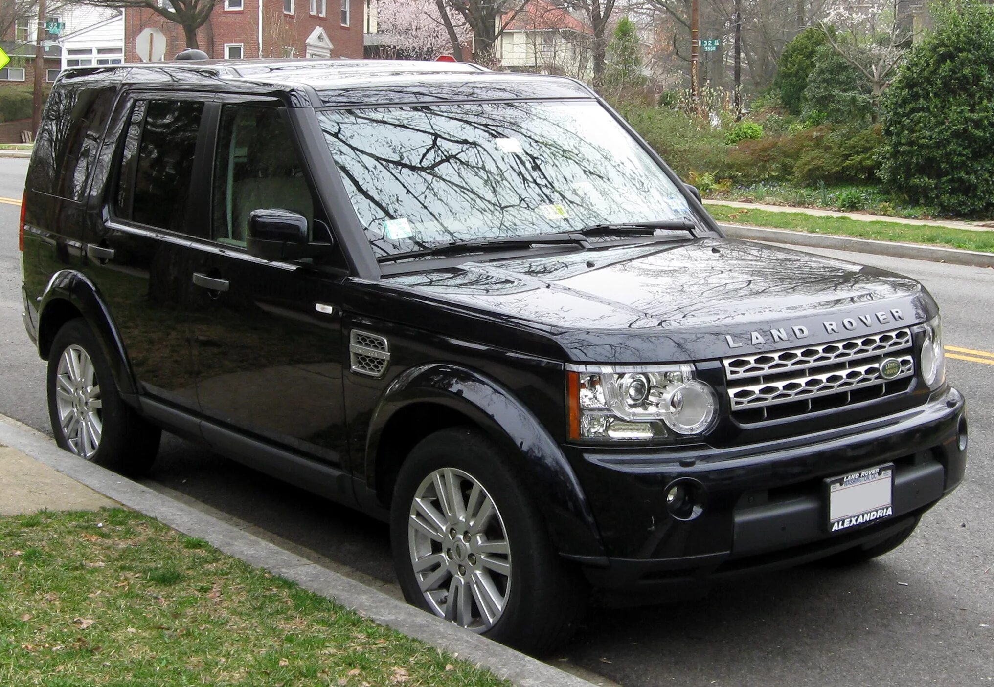 Ленд Ровер LR 4. Land Rover lr4. Ленд Ровер Дискавери 4 2010. Ленд Ровер Дискавери 3 2010. Рендж дискавери 4