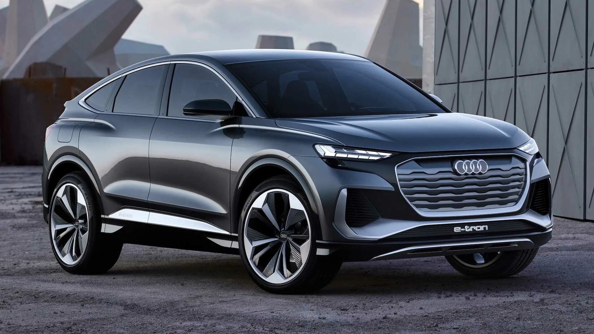 Новинки 2025 машины. Audi q4 etron. audi q4 e-tron. audi q4 e-tron sportback 2025. audi q4 2025.