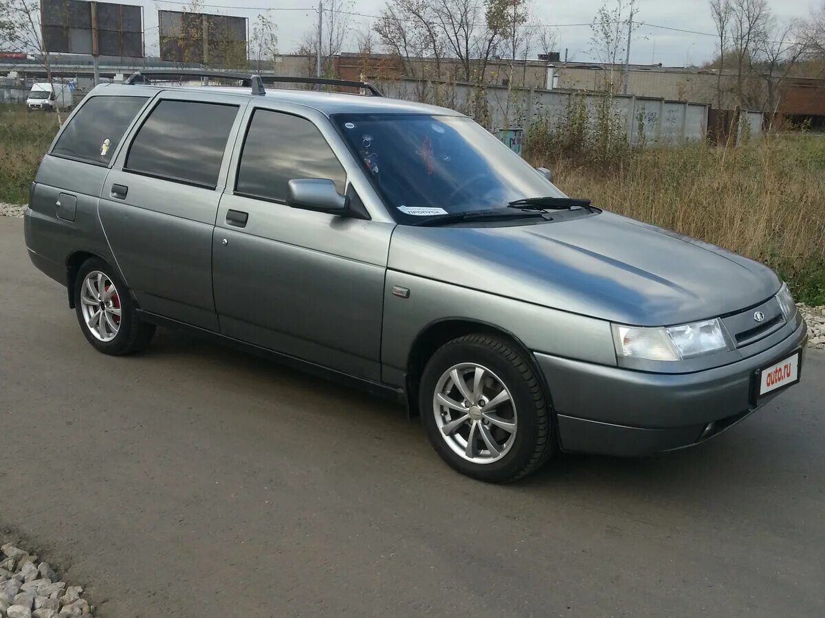 сколько литров ваз 2111