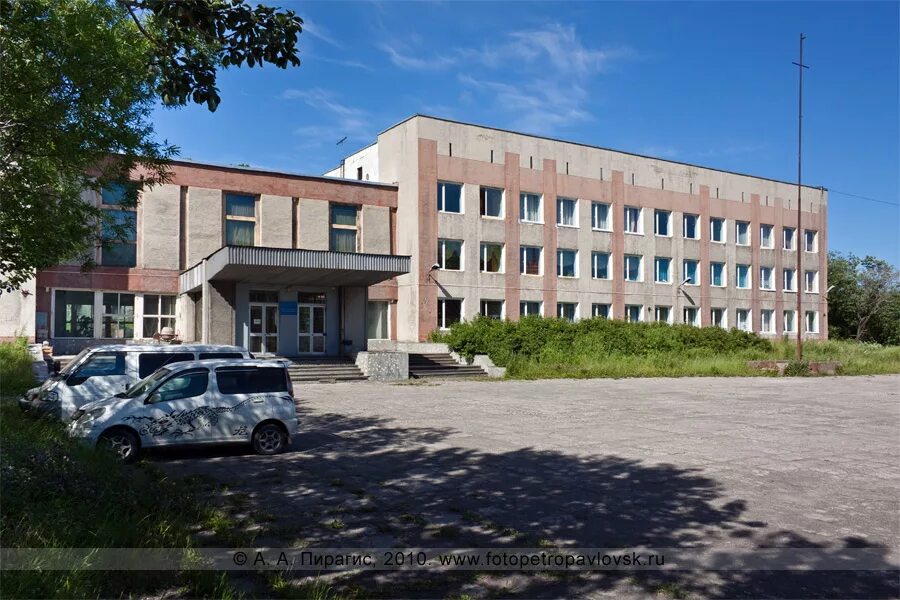 дом творчества петропавловск. 31а. дом пионеров петропавловск-камчатский. коммунаров дом 24 город волхов. город волхов улица дзержинского.