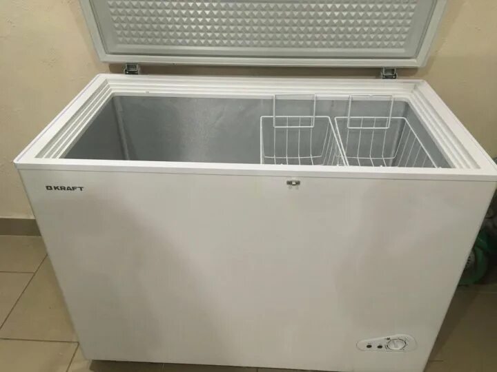 Морозильник kraft bd (w)-185qx. Ларь kraft bd w 150bl. Морозильный ларь крафт. Kraft bd (w)-177qx. Морозильный ларь kraft bd(w)-210bl габариты.