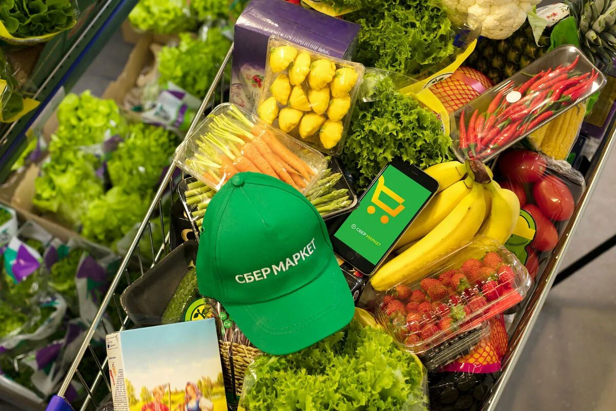 Сбермаркет доставка продуктов спб. Сбермаркет. Сбер макет. Сбермаркет продукты. Сборщик продуктов.