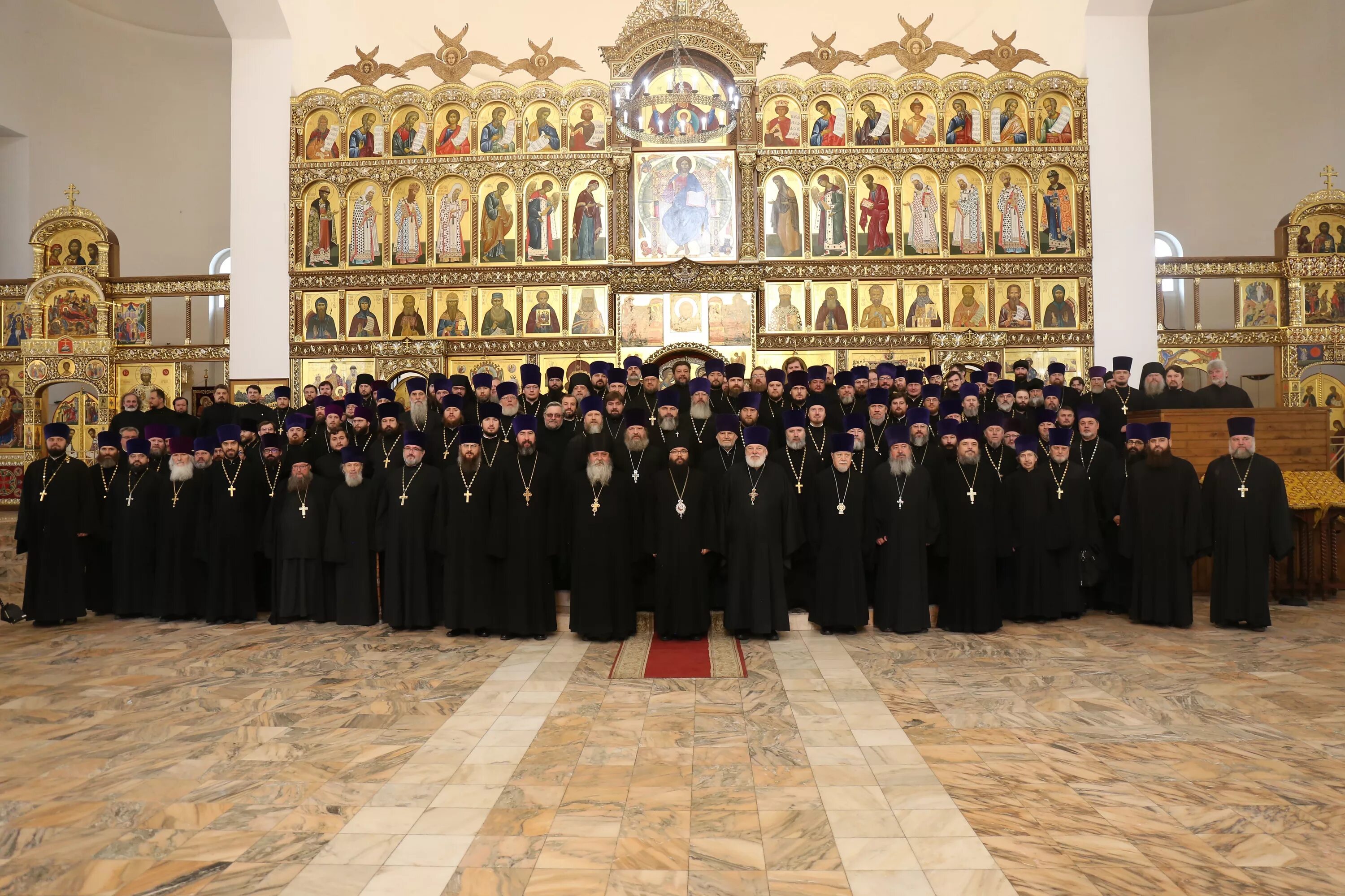 Сайт московской церкви. Храм собора московских святых в Бибирево. Собрание духовенства восточного викариатства Москвы. Храм московских святых в Бибирево духовенство.