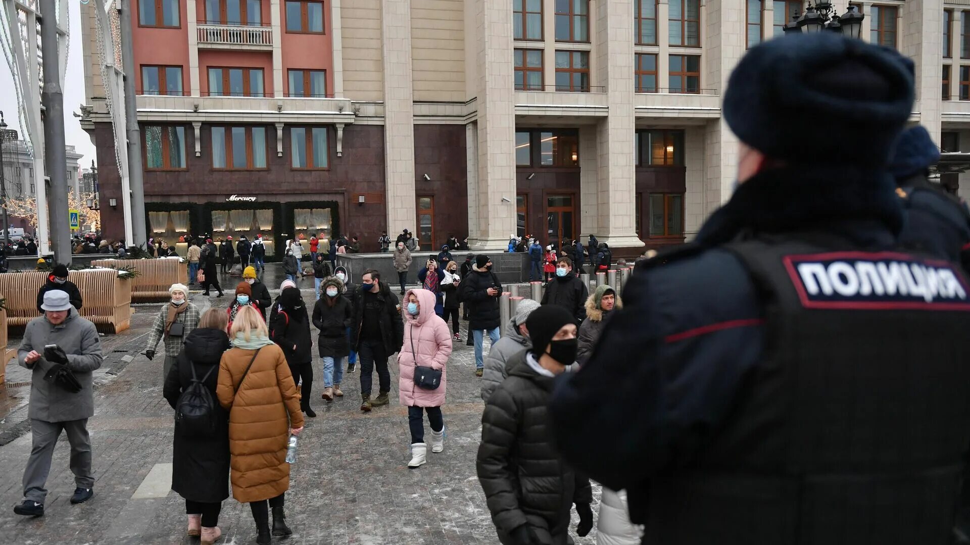 Тверская москва сегодня в 15-00 несанкционированный митинг. 600 человек. Одиночный митинг у думы. Недавние события в москве. События в москве.