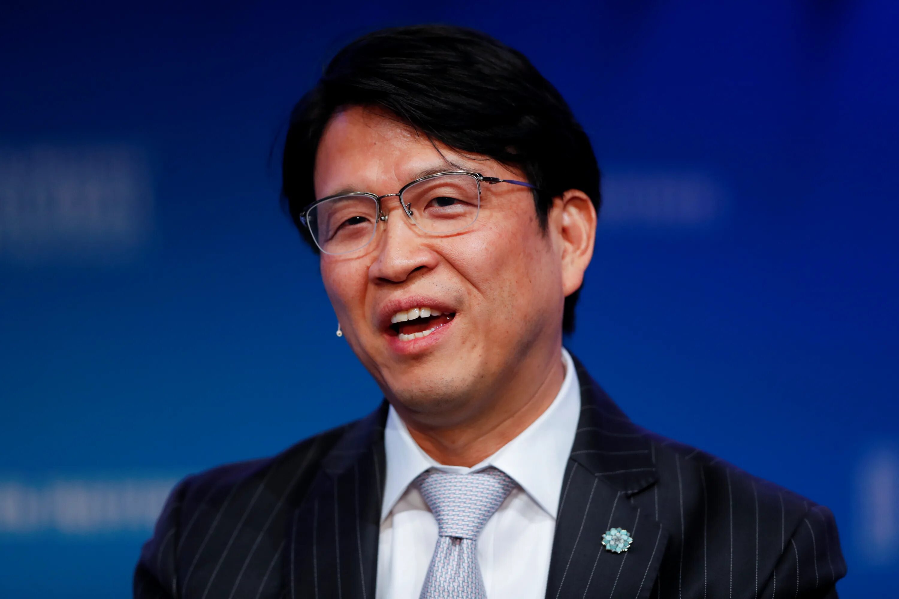 Как называется глава японии. Глава японии. hiromichi_yahara японец. investment officer. chief investment officer.