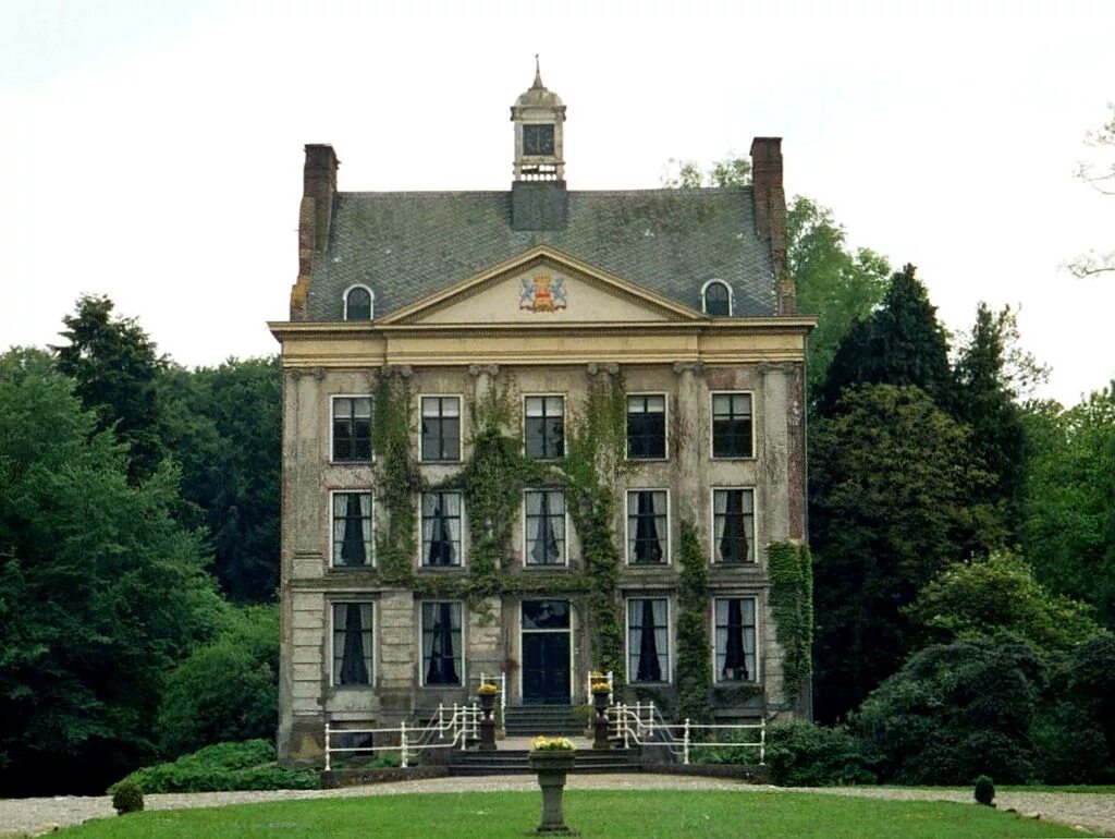 Поместье история 7. Французское поместье. French Manor engrave.