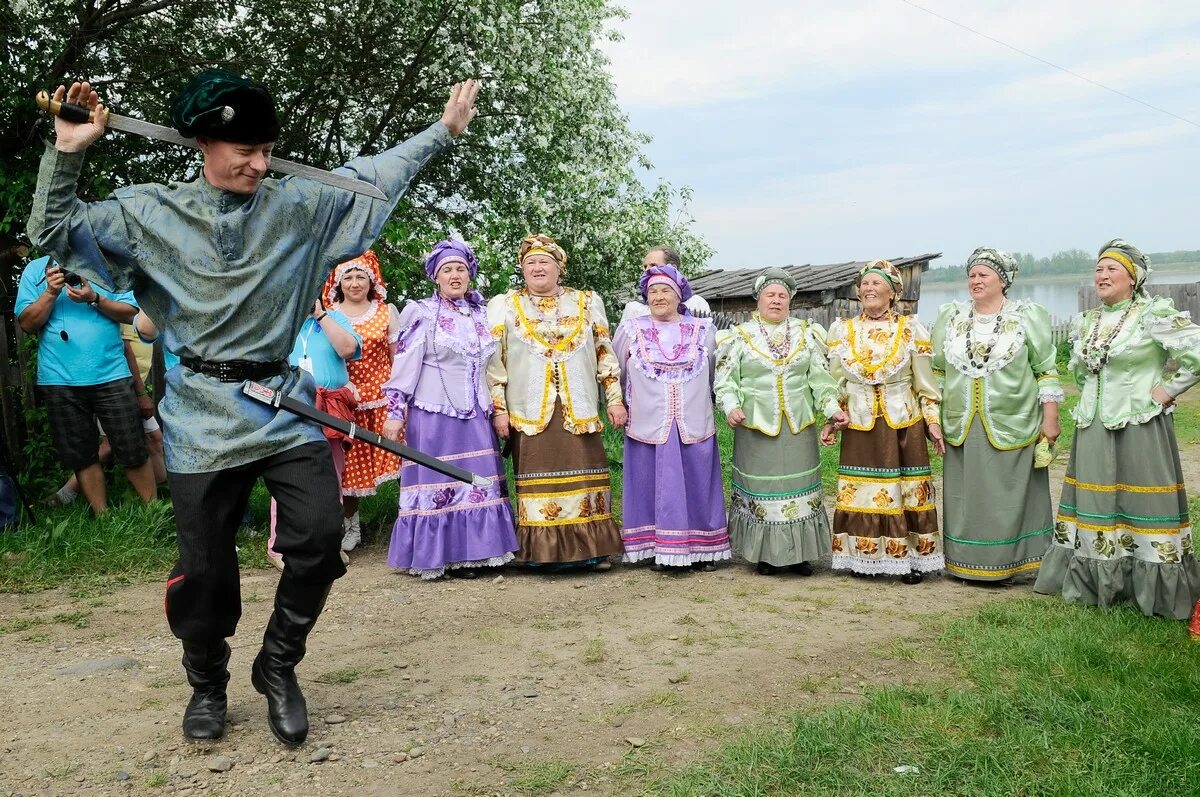 Романовская игрушка короленко. Романовская игрушка липецкая область. Романовские люди. Романовская игрушка троицкое. Романовская порода овец.