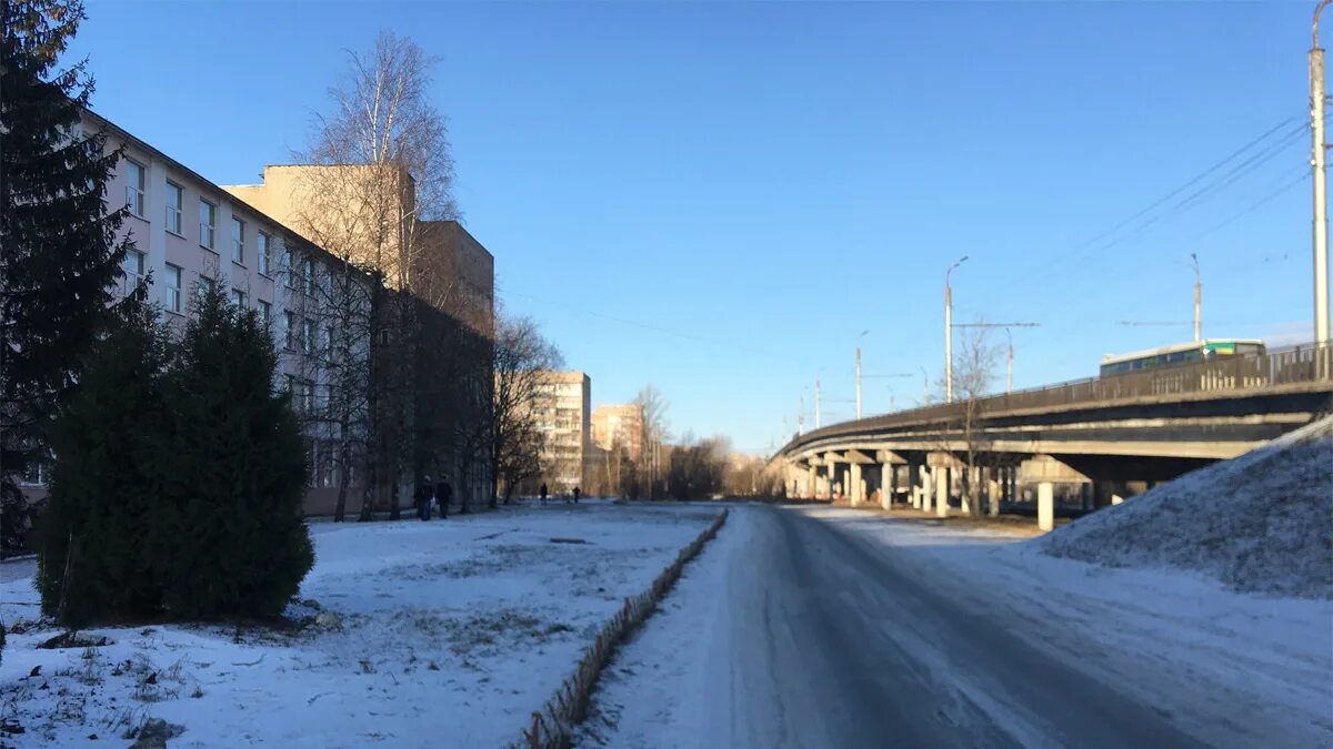 Городская среда великий новгород. Политехнический институт Великий Новгород. Виадук Великий Новгород. НОВГУ Великий Новгород. Улица Саши Устинова Великий Новгород.