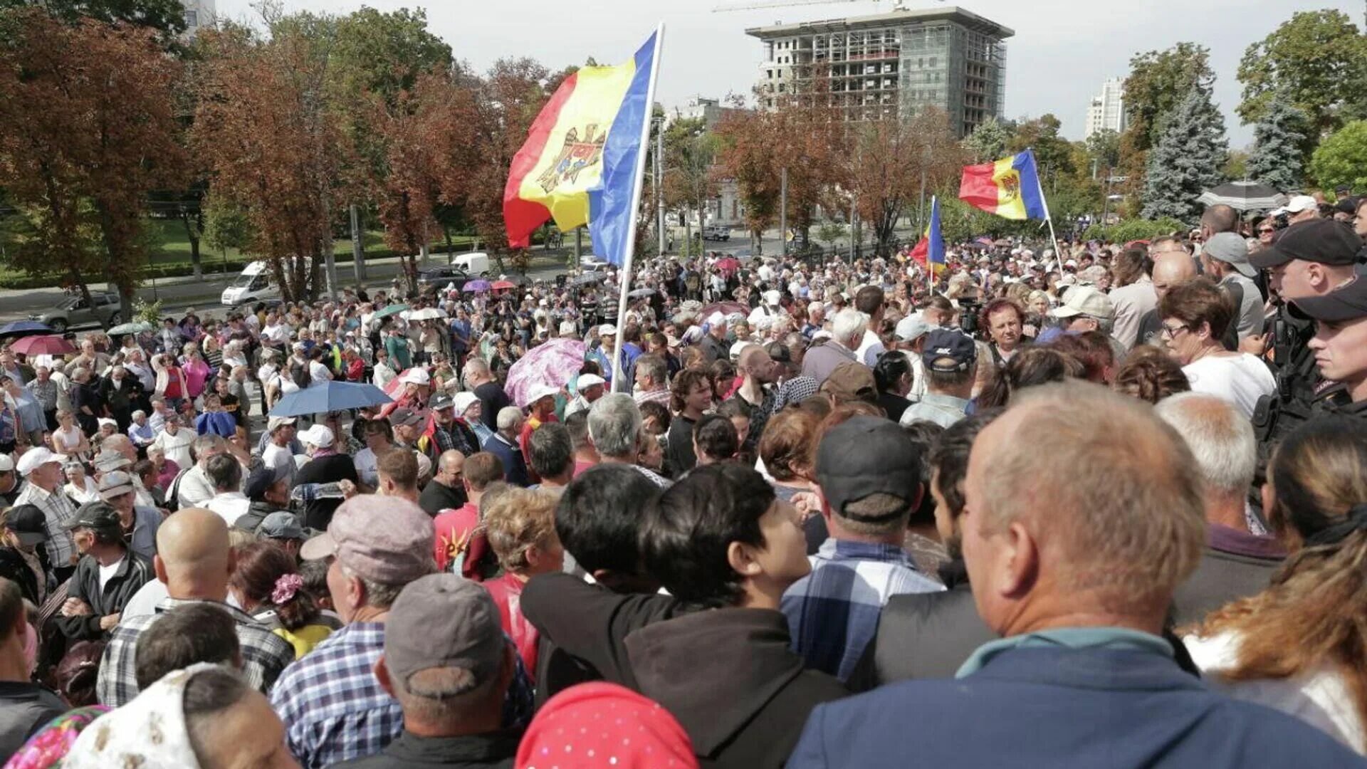 Новости молдовы md. Протесты в Молдове 2022. Партия "Шор" протестует в центре Кишинева. Митинг. Кишинев протесты.