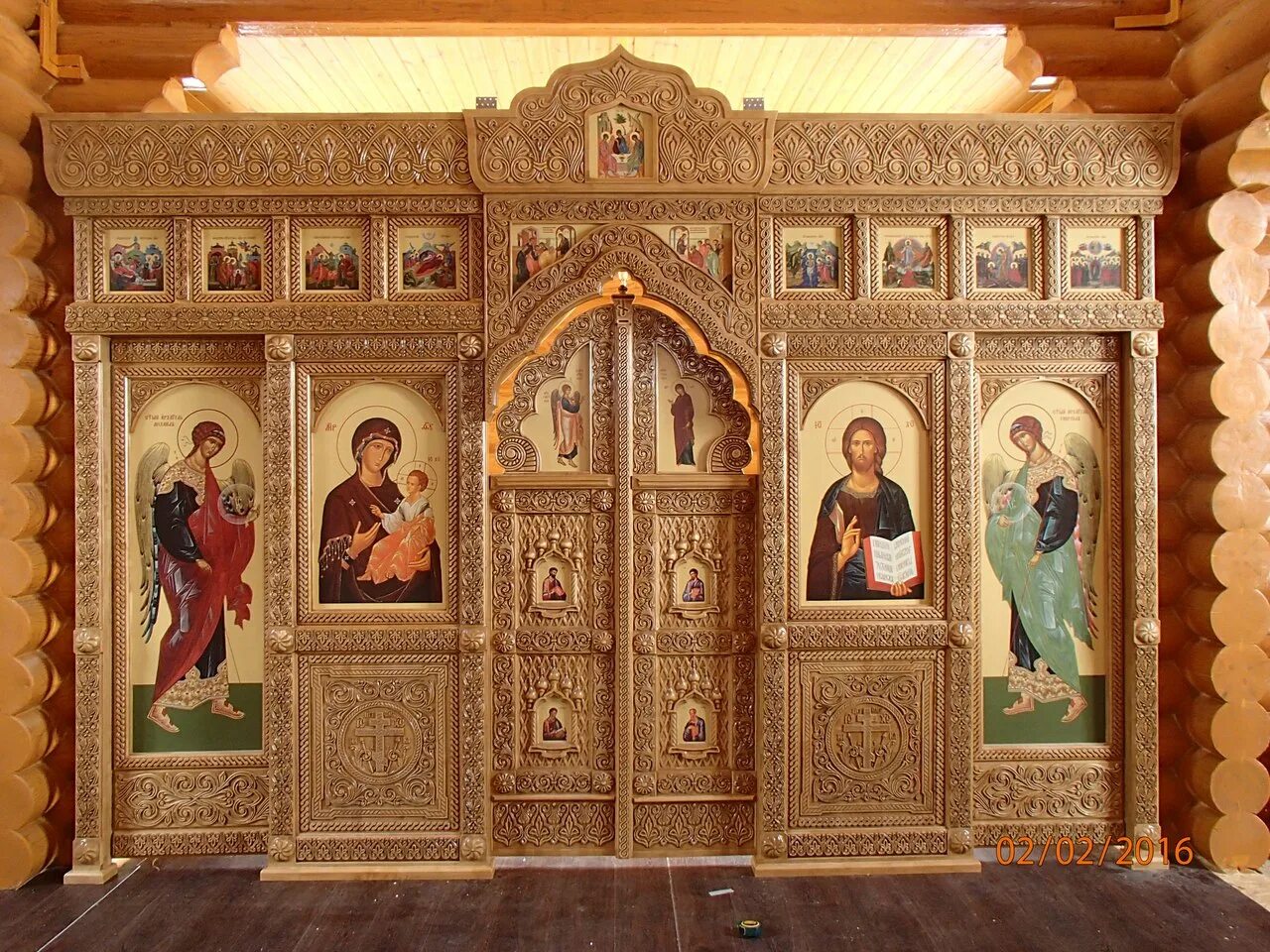 фаянсовый иконостас верхотурье. бесплатный иконостас. каноны иконостаса. иконостас эклектика. иконостас в православной церкви.