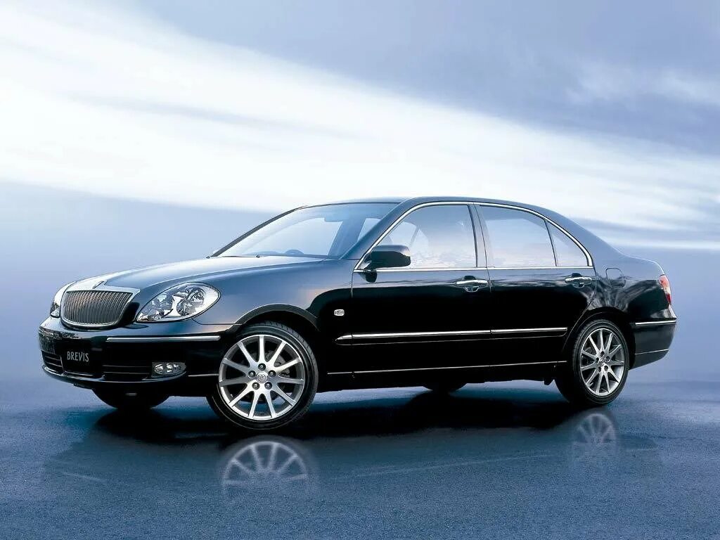 Brevis est. Тойота Бревис 2001 год. Toyota Brevis 2004. Toyota Brevis 2006. Toyota Brevis 2002.