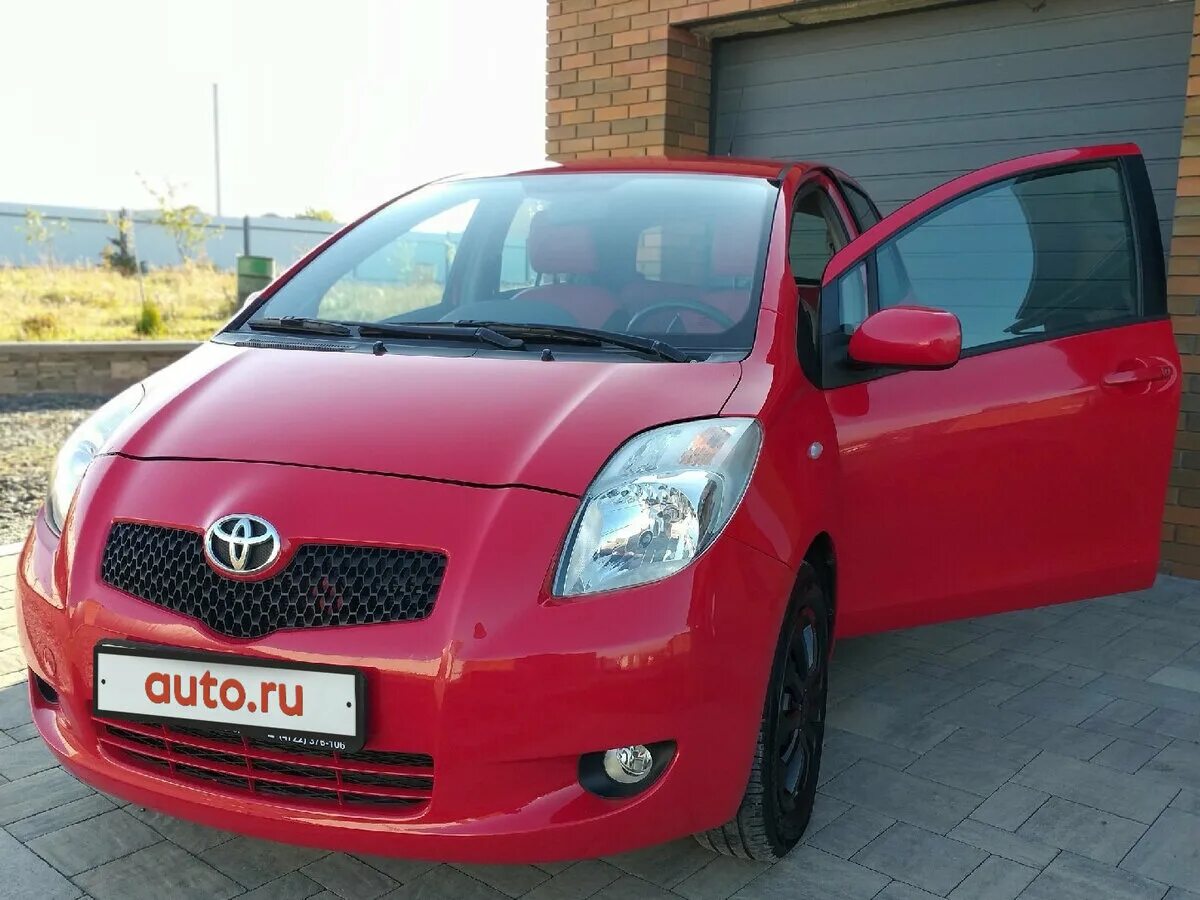 Тойота ярис бу. Тойота ярис 2010 красная. Тойота ярис красноярск. Toyota yaris 2 2008. Тойота ярис бирюзовая.