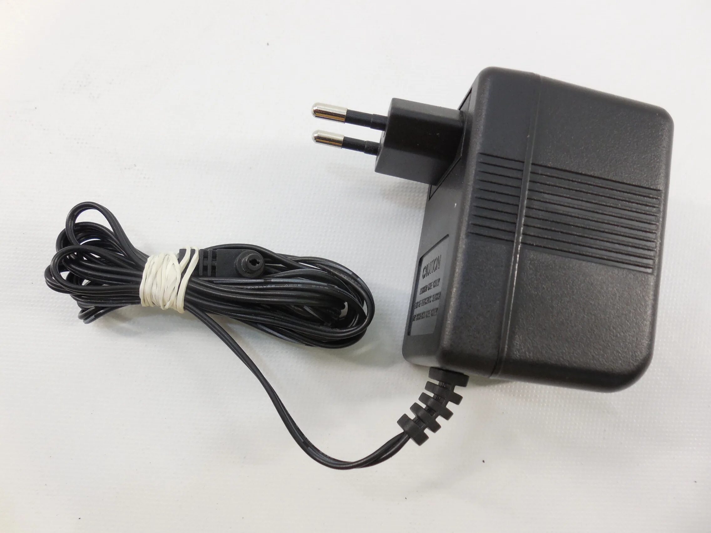 Адаптер AC DC 12v. Блок питания AC/DC Adapter. AC/AC Adaptor output 12v AC. Адаптер блок питания AC-v10e.