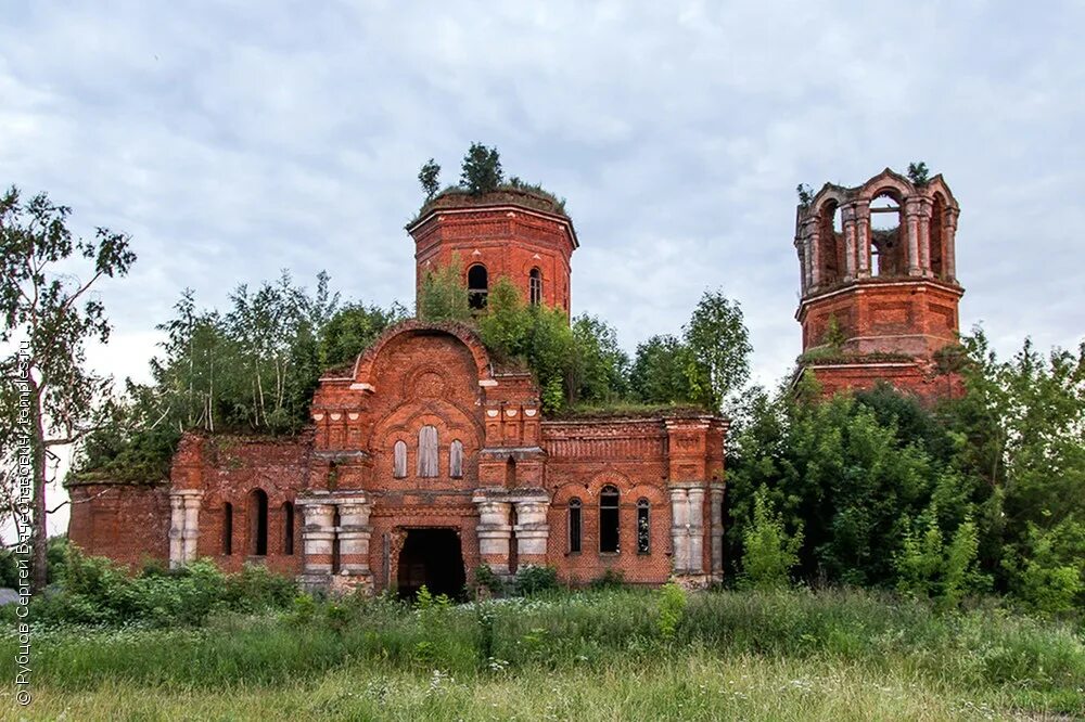 заброшенные деревни калужской области ферзиковского района. село спасское тульская обл. калужская обл. река таруса в калужской. церковь село желохово.