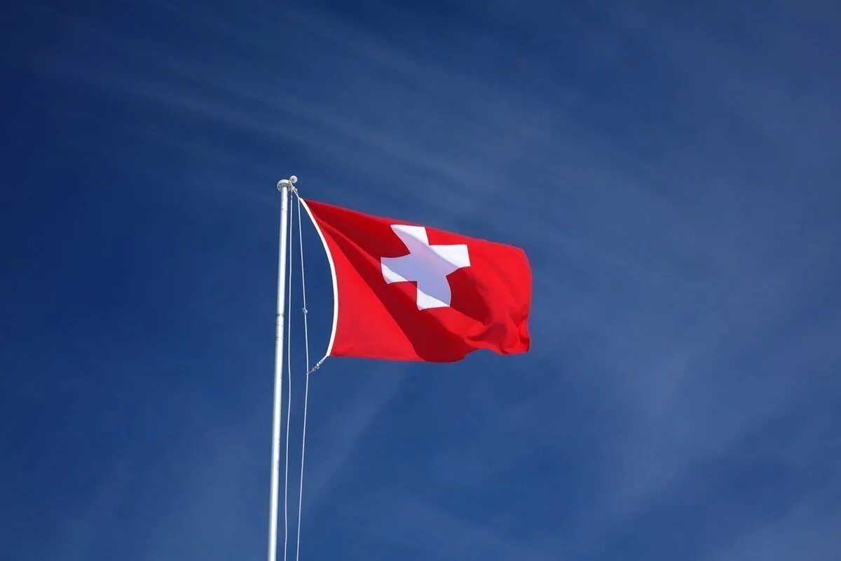 Флаг Швейцарии. Флаг Швейцарии 1939. Swiss флаг. Швейцарская Конфедерация флаг. Швейцария против санкций