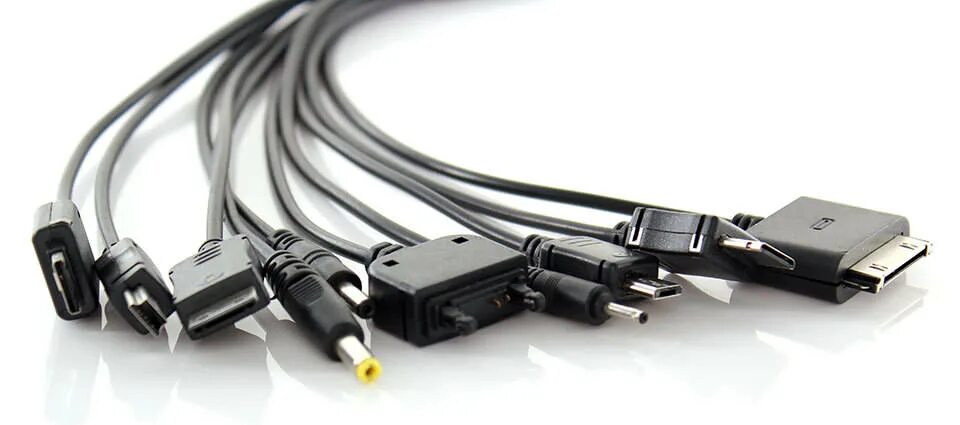 Телефон не видит шнур usb. Автомобильное зарядное стремя юсб2,0 разъемами для зарядки. Универсальный кабель для зарядки телефонов от USB 10 В 1. SMARTBUY круглый кабель много разъемов для USB. Телефон с проводом.