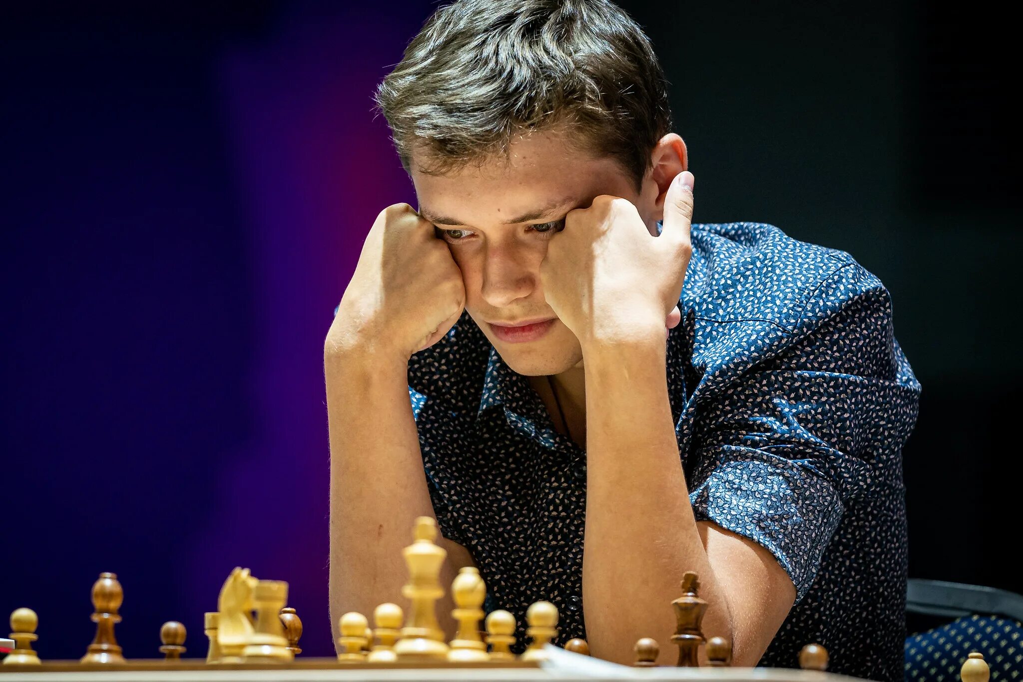 Есипенко шахматист. Есипенко шахматист. Есипенко шахматист. Магнус карлсен 2023. Есипенко шахматист.