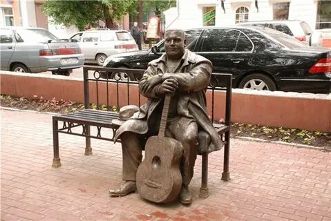 Памятники музыкантам