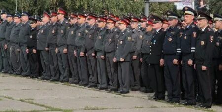 Увд стерлитамак фото. Полиция стерлитамак. Увд стерлитамак. Стерлитамак курсанты полиции. Начальник полиции стерлитамак.