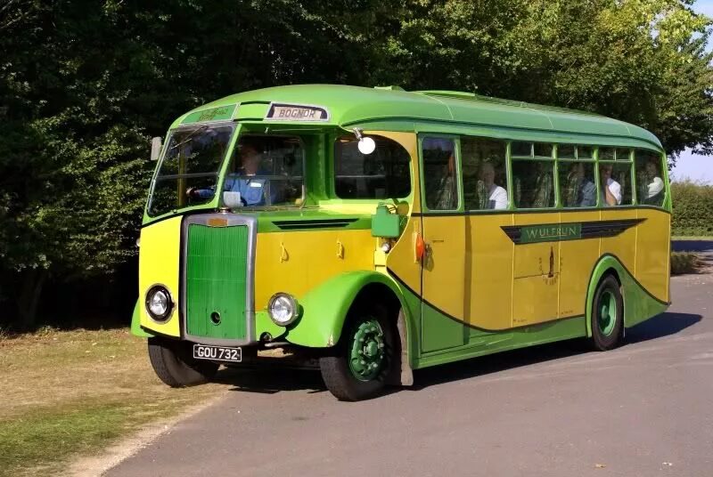 Class bus. Классические автобусы. автобус 1932. автобусы классика. lt classic автобус.
