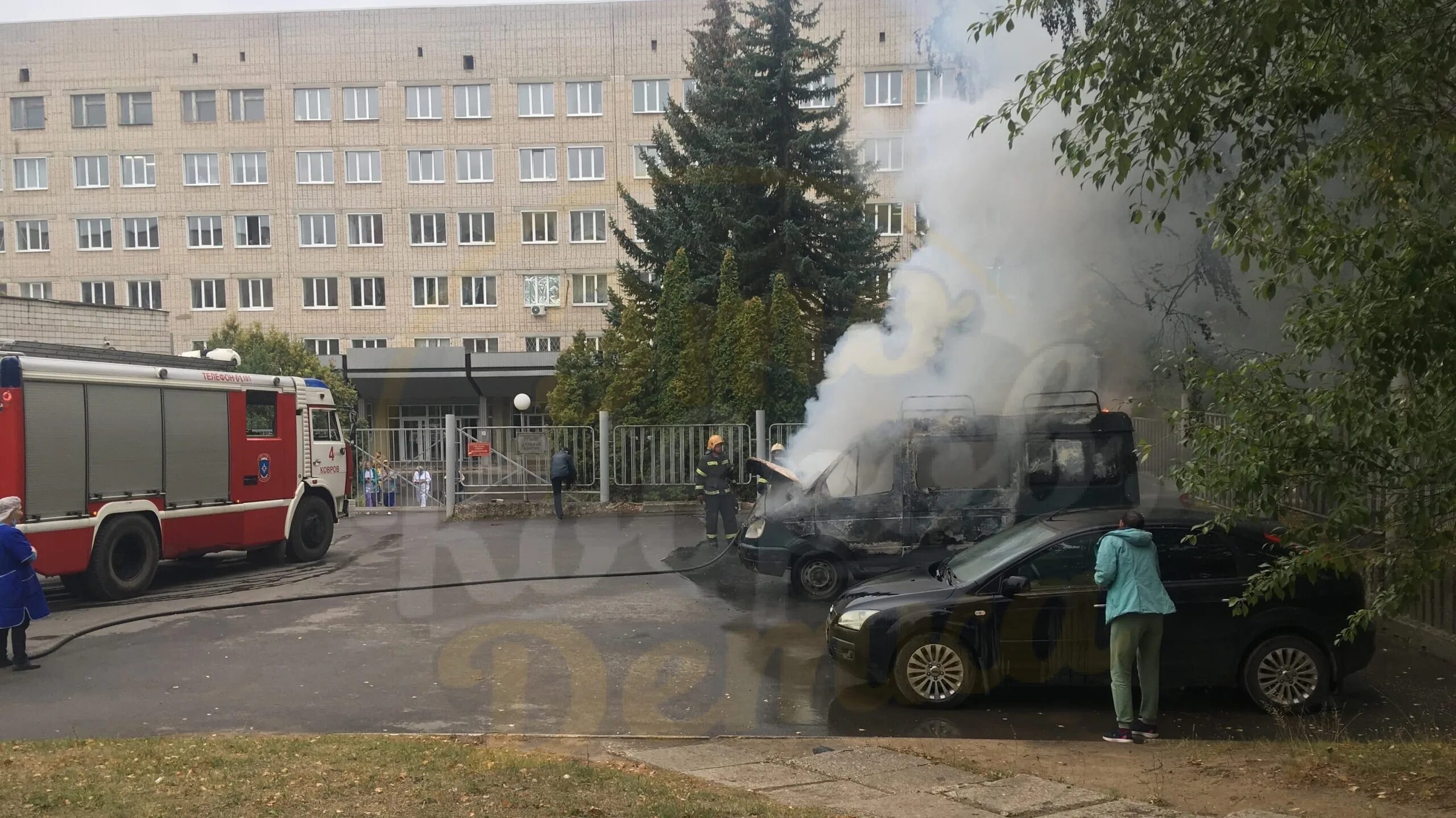 Пожар в школе. Газель пожарная. Сгорел комплекс