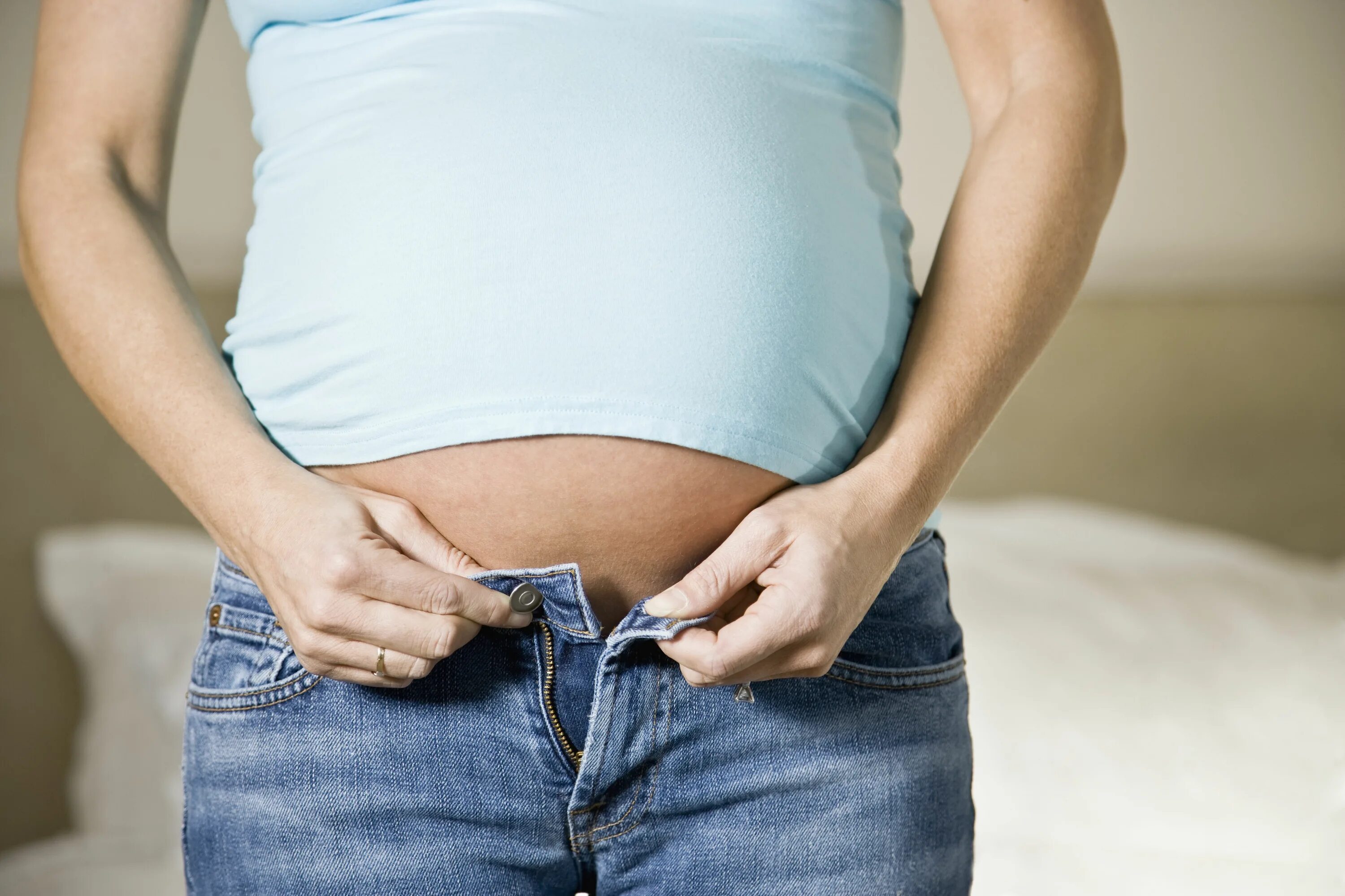 Беременность в 13. Фото животика. Фотосессия беременности в джинсах. 11 недель болит живот