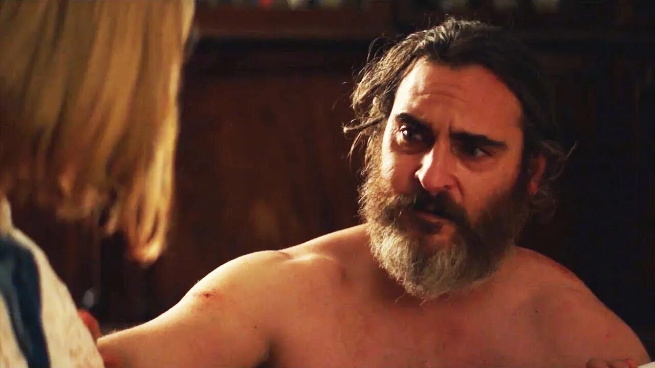You were never really there. Хоакин феникс тебя никогда здесь не было. тебя никогда здесь не было (you were never really here), 2017. хоакин феникс телосложение.