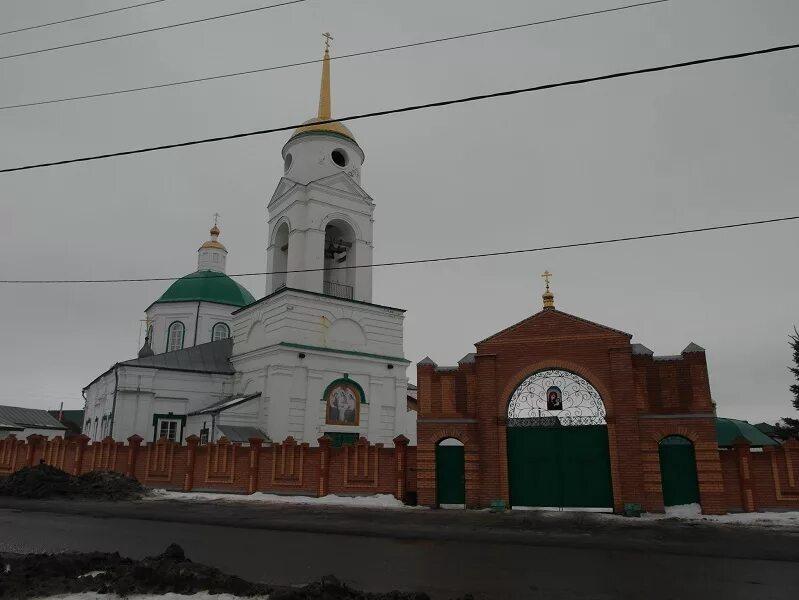 Татарстан буинский. Троицкий собор города буинск. буинск татарстан республика троицкий собор. церковь буинск. храм буинск буинск троицкий.