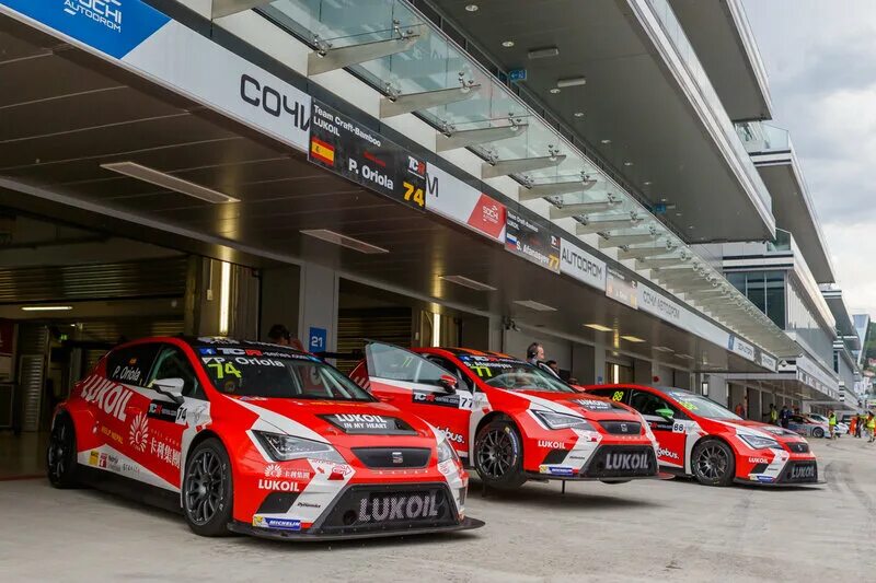 Sochi Autodrom машина. Сочи автодром формула 1 2020. Сочи автодром логотип. Сочи автодром прокатиться. Автодром ру продажа автомобилей в россии