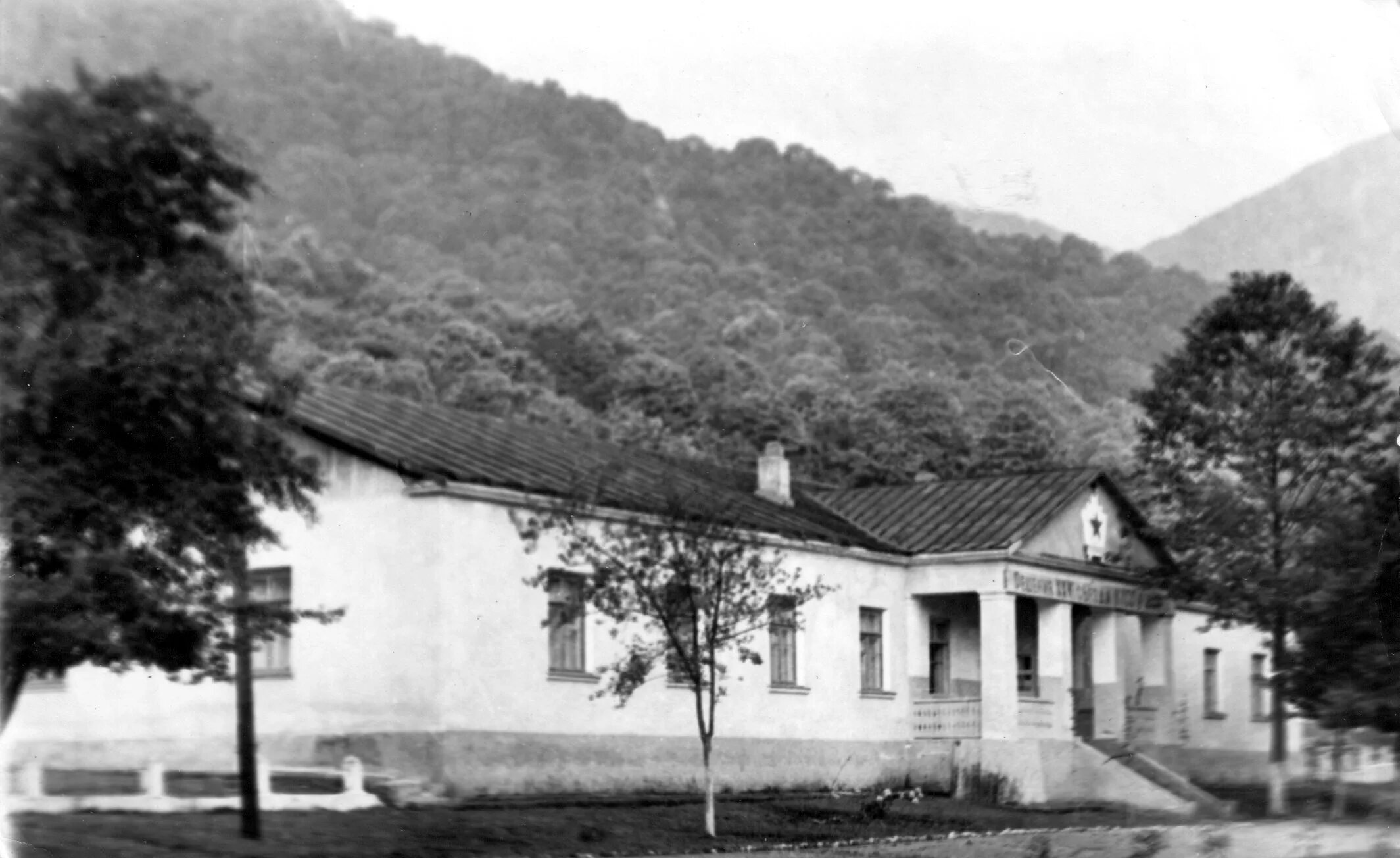 C друзьями.jpg - Учаральский Пограничный Отряд - ФОРУМ.ПОГРАНИЧНИК