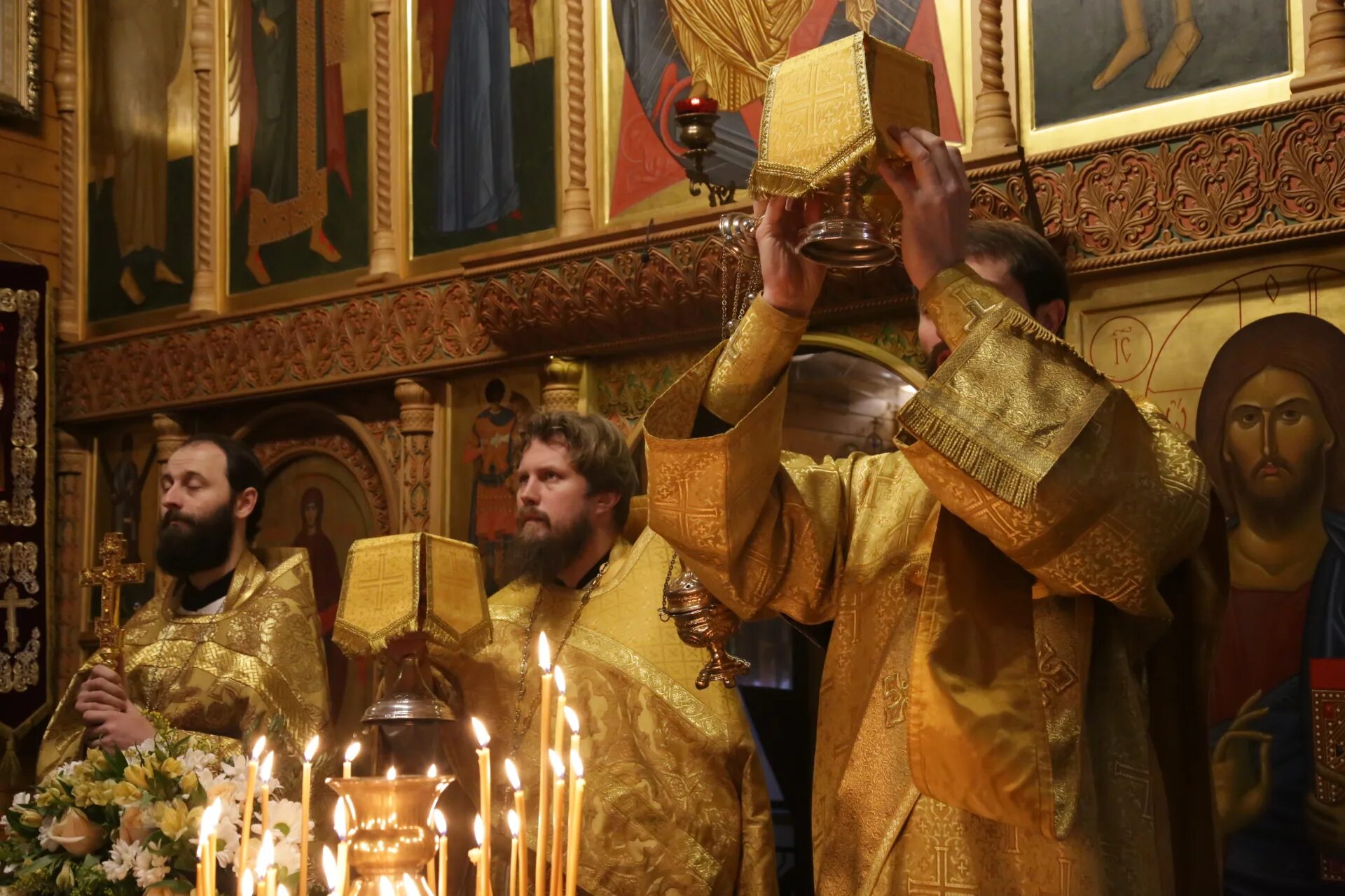 Песнь святого амвросия медиоланского. Литургия Амвросия Медиоланского. Литургия Амвросия Медиоланского в православной церкви.