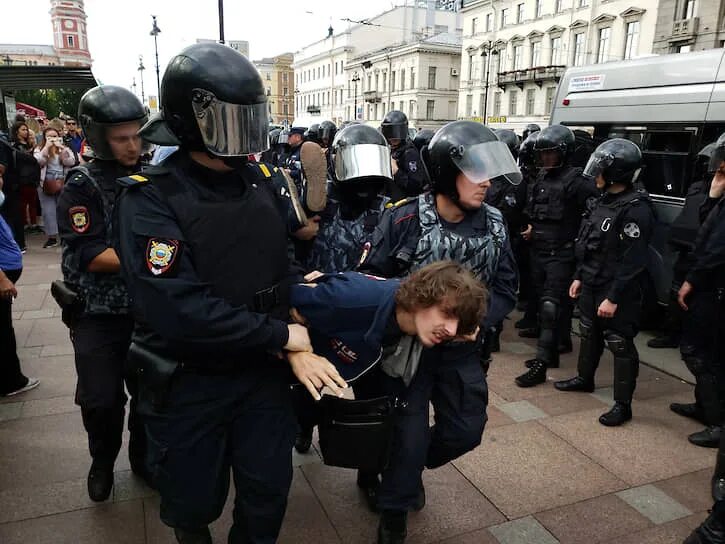 Арест каждый. Беспорядки в Санкт-Петербурге. Беспорядки в СПБ. Протесты в Питере. Волнения в Питере.